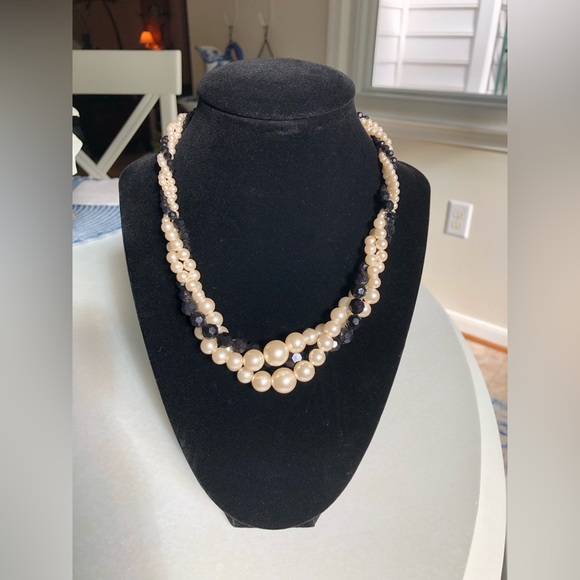 Vintage Twisted 3 Strand Faux Pearl & Black Beads Necklace - Picture 6 of 8